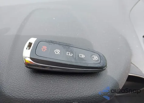 2017 Ford Escape Titanium z USA, uszkodzony, nr VIN 1FMCU9JD4HUE95391